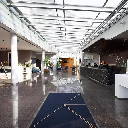 Clarion Hotel Bergen Airport-3
